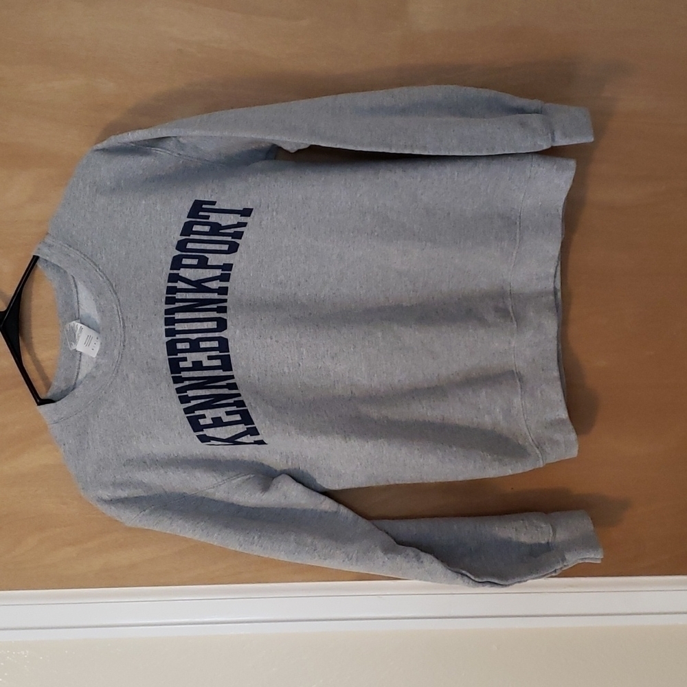 𝅺crewneck Sweatshirt